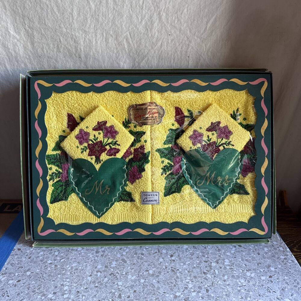 VTG Cannon Bath Towels Gift Set Butterflies Joyce Morris Vase NOS RARE